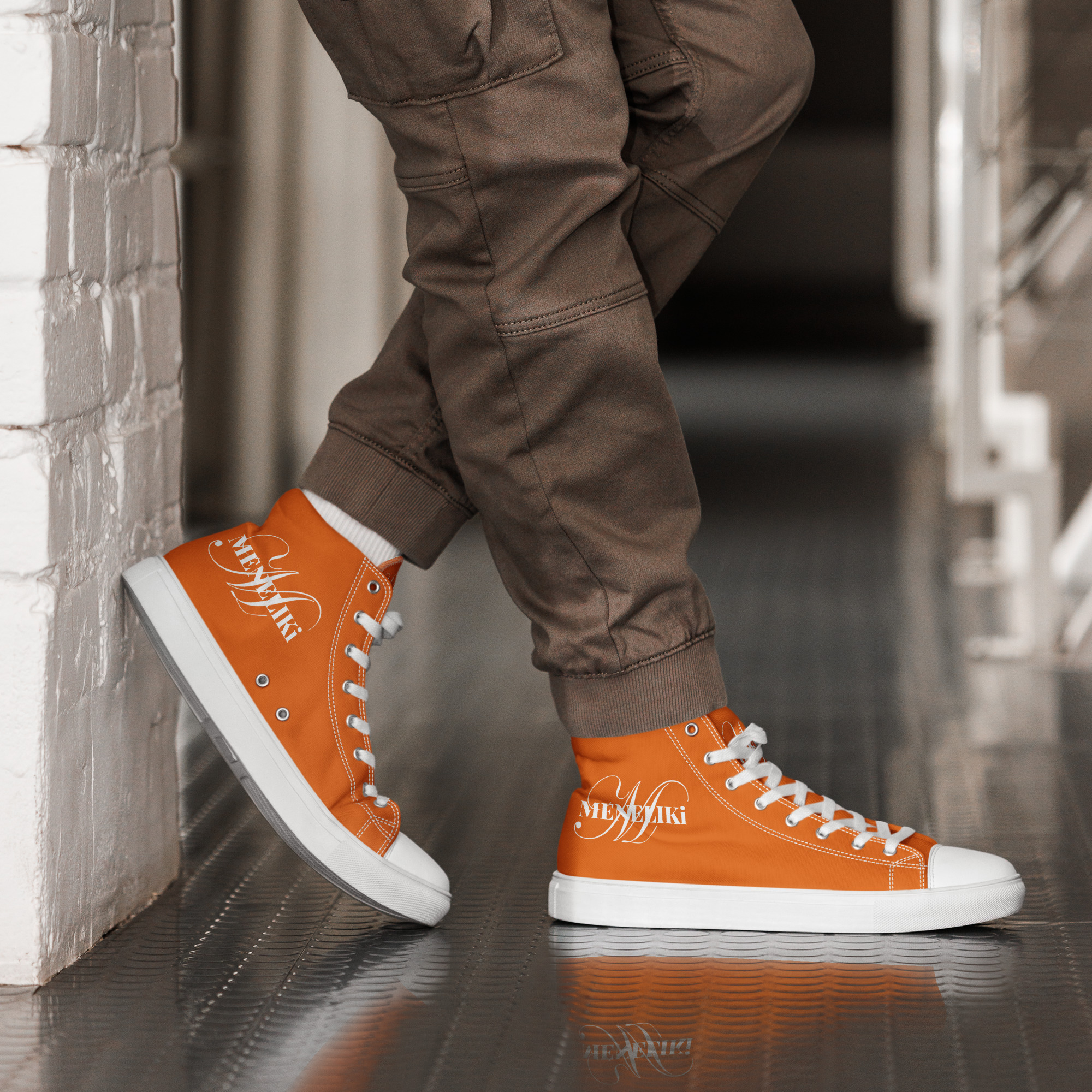 Men’s high top canvas shoes - Image 2